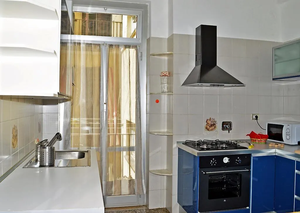 House Orione By Holiday World Apartment Genoa